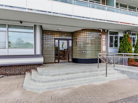 Photo 1 at 302 - 580 Christie Street, Wychwood, Toronto