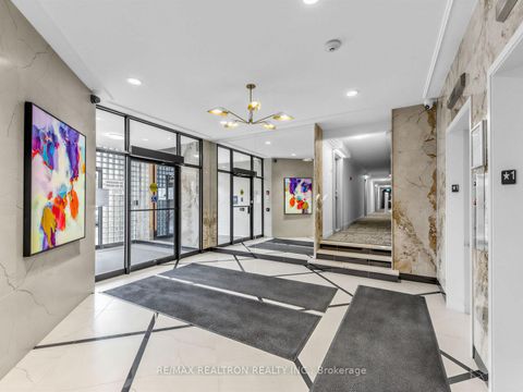 Photo 2 at 302 - 580 Christie Street, Wychwood, Toronto