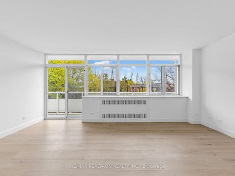 Photo 10 at 302 - 580 Christie Street, Wychwood, Toronto