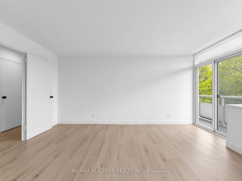 Photo 14 at 302 - 580 Christie Street, Wychwood, Toronto