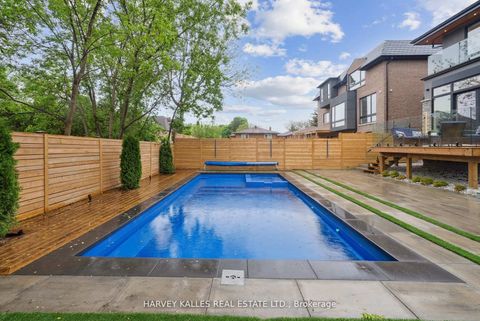 Photo 4 at 139 Newton Drive, Newtonbrook East, Toronto