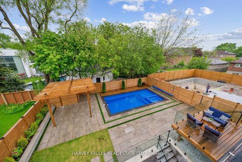 Photo 5 at 139 Newton Drive, Newtonbrook East, Toronto