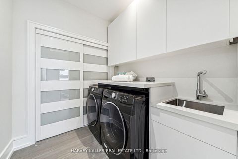 Photo 19 at 139 Newton Drive, Newtonbrook East, Toronto