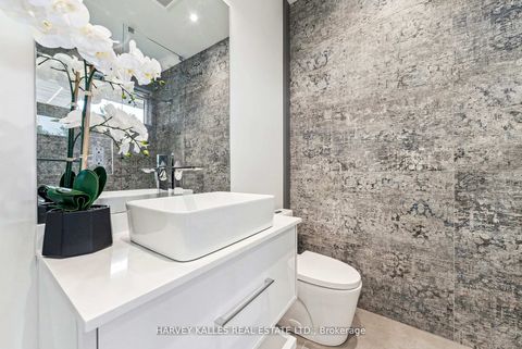 Photo 20 at 139 Newton Drive, Newtonbrook East, Toronto