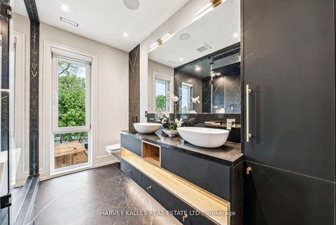 Photo 24 at 139 Newton Drive, Newtonbrook East, Toronto
