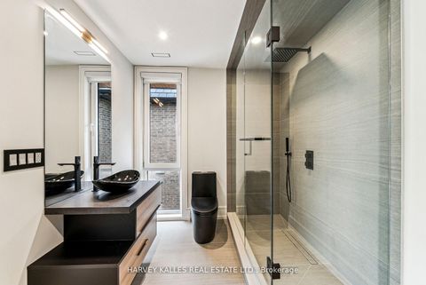 Photo 27 at 139 Newton Drive, Newtonbrook East, Toronto