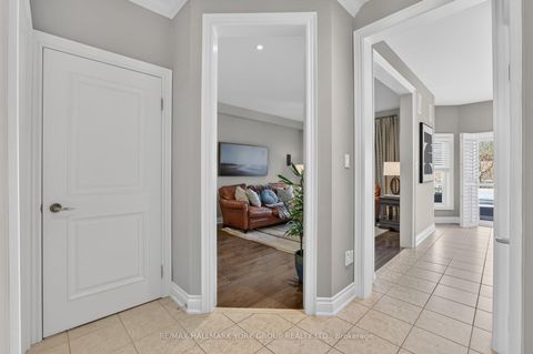 Photo 9 at 260 Willis Drive, Aurora Highlands, Aurora