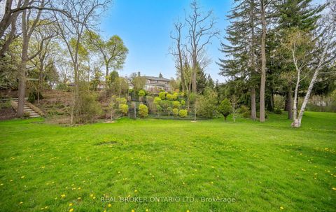 Photo 3 at 37 Lorraine Gardens, City Centre West, Toronto
