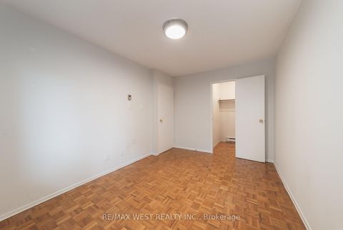 Photo 12 at 1-202 - 50 Old Kingston Road, West Hill, Toronto