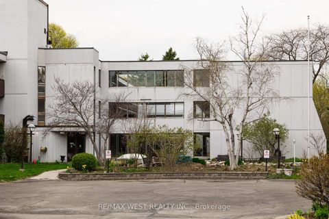 Photo 19 at 1-202 - 50 Old Kingston Road, West Hill, Toronto