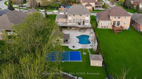 Photo 2 at 170 Athabasca Drive, Rural Vaughan, Vaughan
