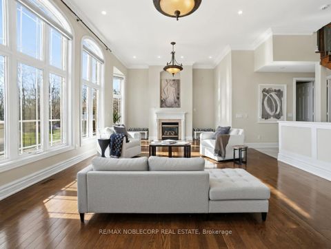 Photo 16 at 170 Athabasca Drive, Rural Vaughan, Vaughan