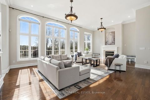 Photo 17 at 170 Athabasca Drive, Rural Vaughan, Vaughan