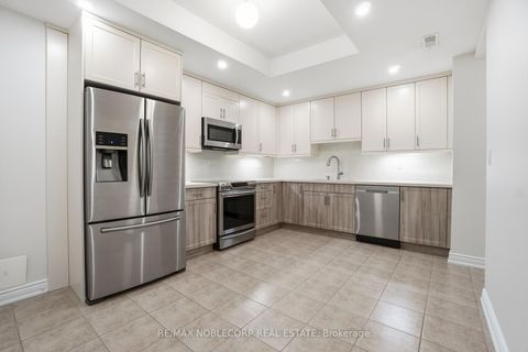Photo 32 at 170 Athabasca Drive, Rural Vaughan, Vaughan
