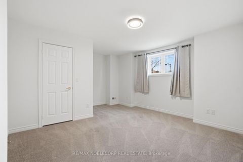 Photo 33 at 170 Athabasca Drive, Rural Vaughan, Vaughan