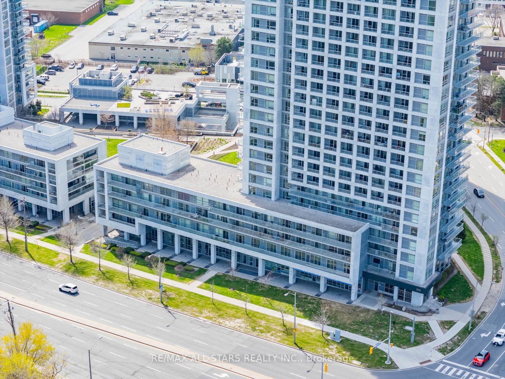 407 - 2015 Sheppard Avenue E, Henry Farm, Toronto photo number 2