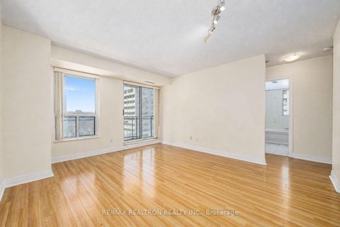 Photo 2 at 803 - 188 Doris Avenue, Willowdale East, Toronto
