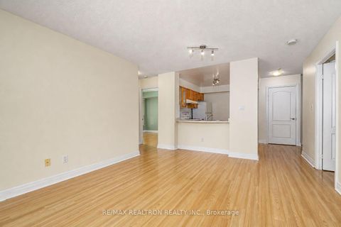 Photo 4 at 803 - 188 Doris Avenue, Willowdale East, Toronto