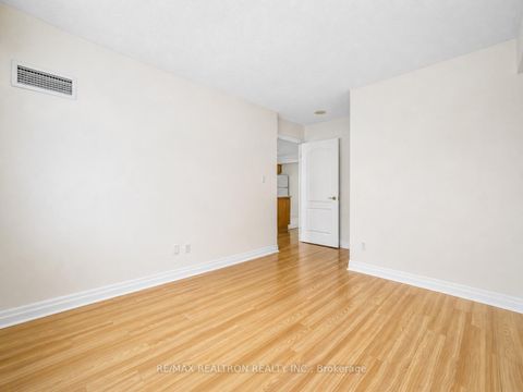 Photo 14 at 803 - 188 Doris Avenue, Willowdale East, Toronto