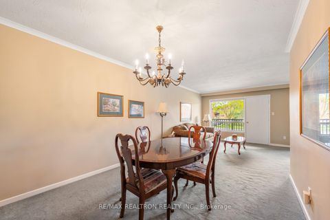 Photo 9 at 34 Tillplain Road, Bathurst Manor, Toronto
