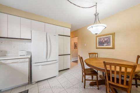 Photo 12 at 34 Tillplain Road, Bathurst Manor, Toronto