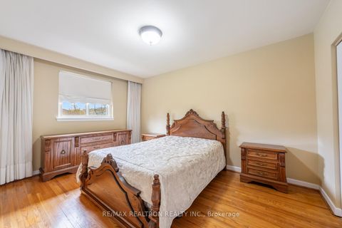 Photo 15 at 34 Tillplain Road, Bathurst Manor, Toronto