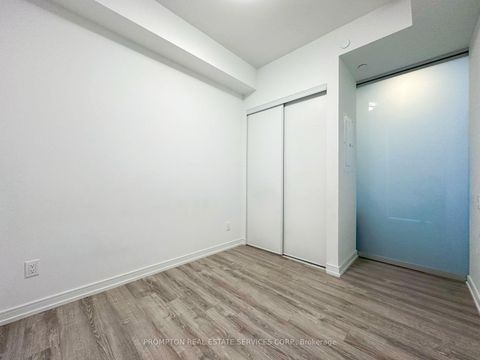 Photo 6 at 1002 - 28 Wellesley Street E, Yonge Corridor, Toronto