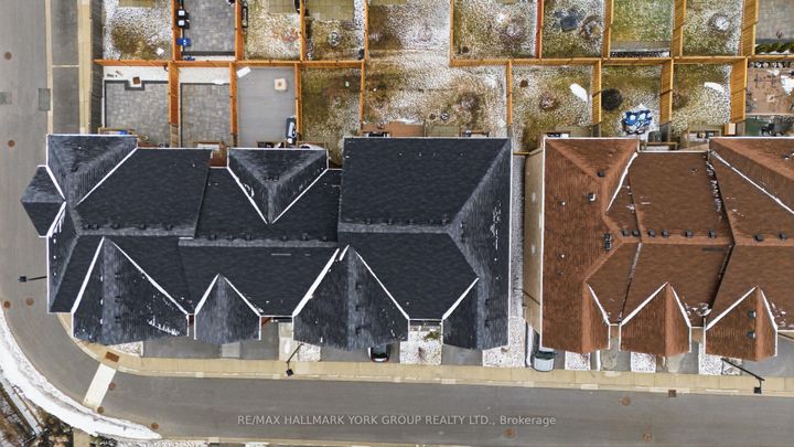Photo 38 at 104 Gordon Circle, College Manor, Newmarket