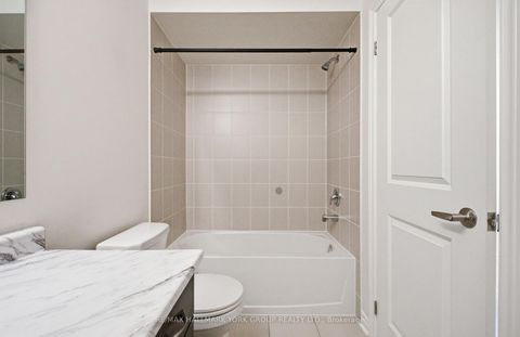 Photo 33 at 104 Gordon Circle, College Manor, Newmarket