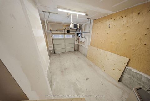 Photo 37 at 104 Gordon Circle, College Manor, Newmarket