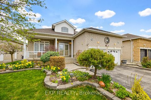 Photo 1 at 126 Carmela Avenue, Oak Ridges, Richmond Hill