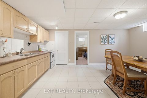 Photo 35 at 126 Carmela Avenue, Oak Ridges, Richmond Hill