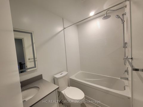 Photo 14 at 11 Calamint Lane, L'Amoreaux, Toronto