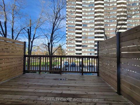 Photo 21 at 11 Calamint Lane, L'Amoreaux, Toronto