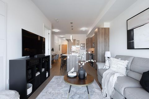 Photo 8 at 405 - 495 Logan Avenue, North Riverdale, Toronto