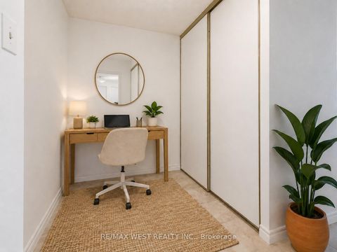 Photo 4 at 401 - 1275 Markham Road, Woburn, Toronto