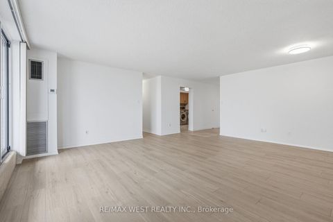 Photo 5 at 401 - 1275 Markham Road, Woburn, Toronto