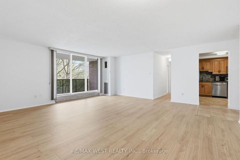 Photo 7 at 401 - 1275 Markham Road, Woburn, Toronto
