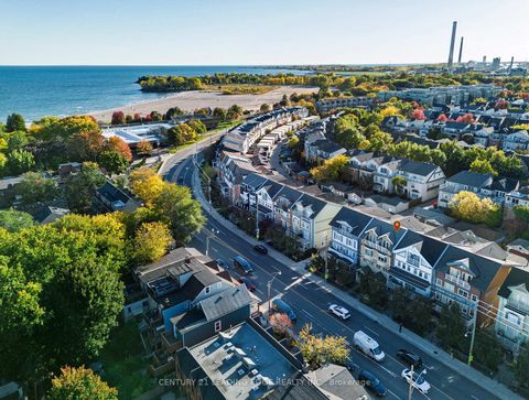 Photo 2 at 82 Woodbine Avenue, The Beaches, Toronto