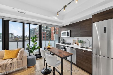 Photo 1 at 1004 - 11 Charlotte Street, Waterfront Communities C1, Toronto