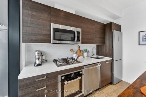 Photo 3 at 1004 - 11 Charlotte Street, Waterfront Communities C1, Toronto