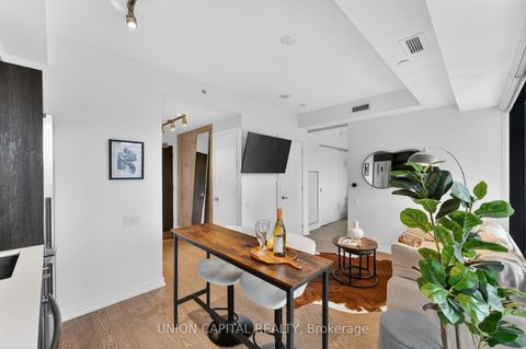 Photo 4 at 1004 - 11 Charlotte Street, Waterfront Communities C1, Toronto