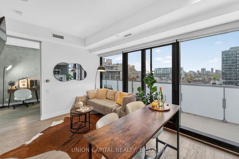 Photo 5 at 1004 - 11 Charlotte Street, Waterfront Communities C1, Toronto