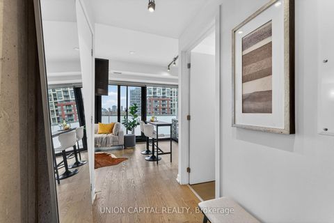 Photo 10 at 1004 - 11 Charlotte Street, Waterfront Communities C1, Toronto