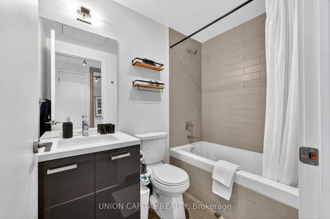 Photo 15 at 1004 - 11 Charlotte Street, Waterfront Communities C1, Toronto