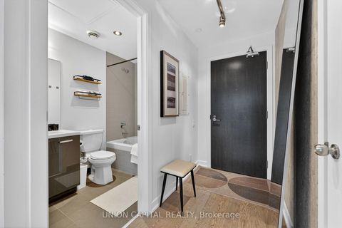 Photo 19 at 1004 - 11 Charlotte Street, Waterfront Communities C1, Toronto