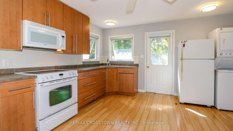 Photo 8 at 673 Roberts Road, Alcona, Innisfil
