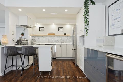 Photo 1 at 1403 - 1360 York Mills Road, Donalda, Toronto