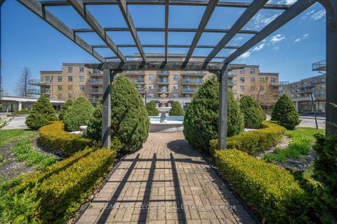 Photo 5 at 111 - 2502 Rutherford Road, Maple, Vaughan