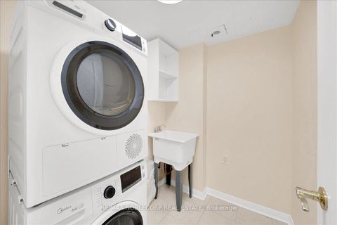 Photo 29 at 111 - 2502 Rutherford Road, Maple, Vaughan